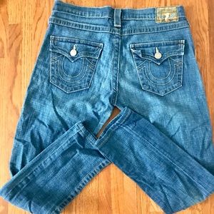 True Religion Jeans 🧲